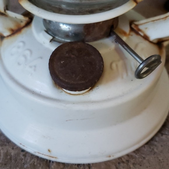 Vintage Meva #864 Kerosene Lantern - Picture 7 of 10